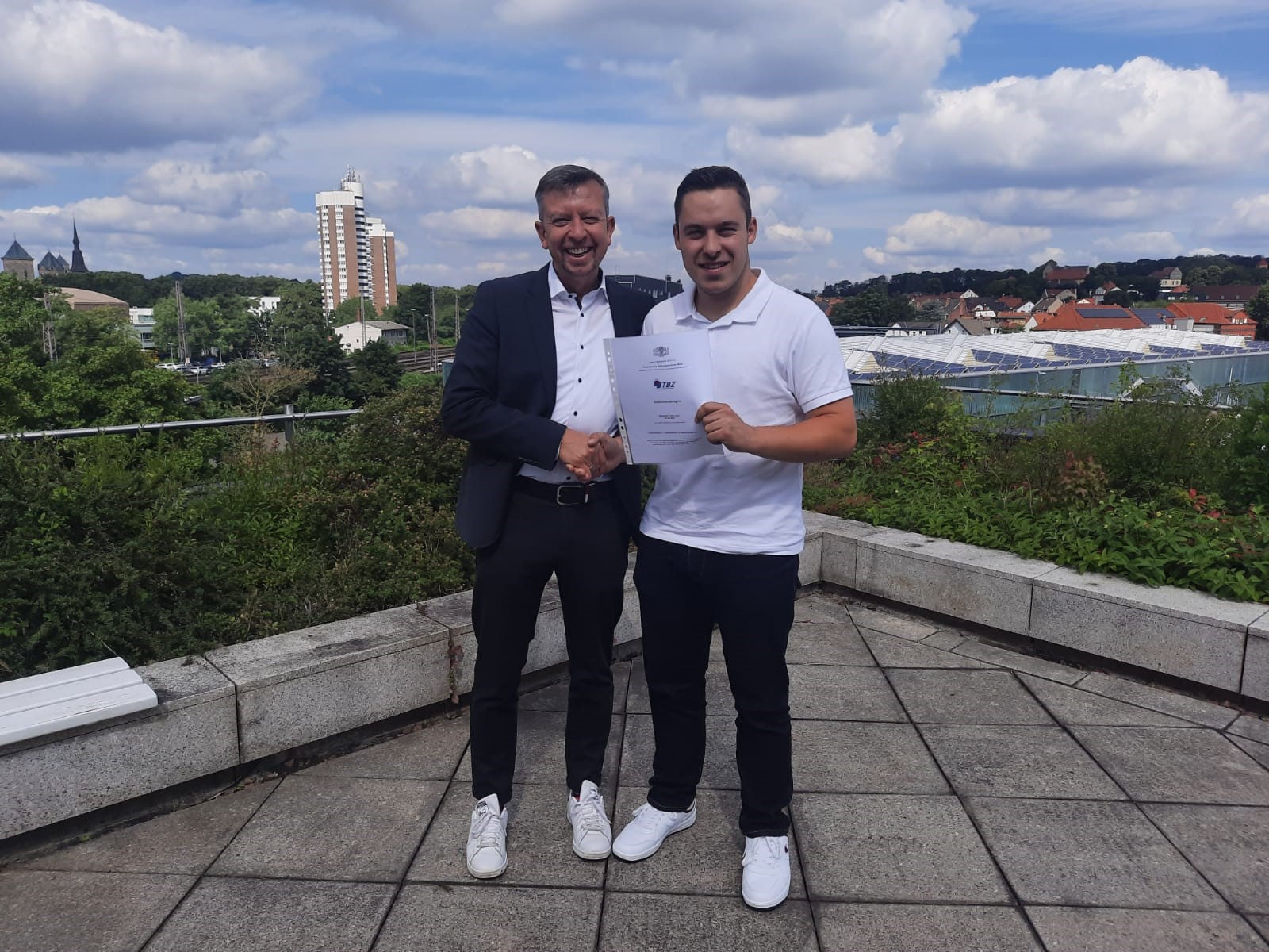 Henning Rohde und Tom Wehnert bei der Freisprechung