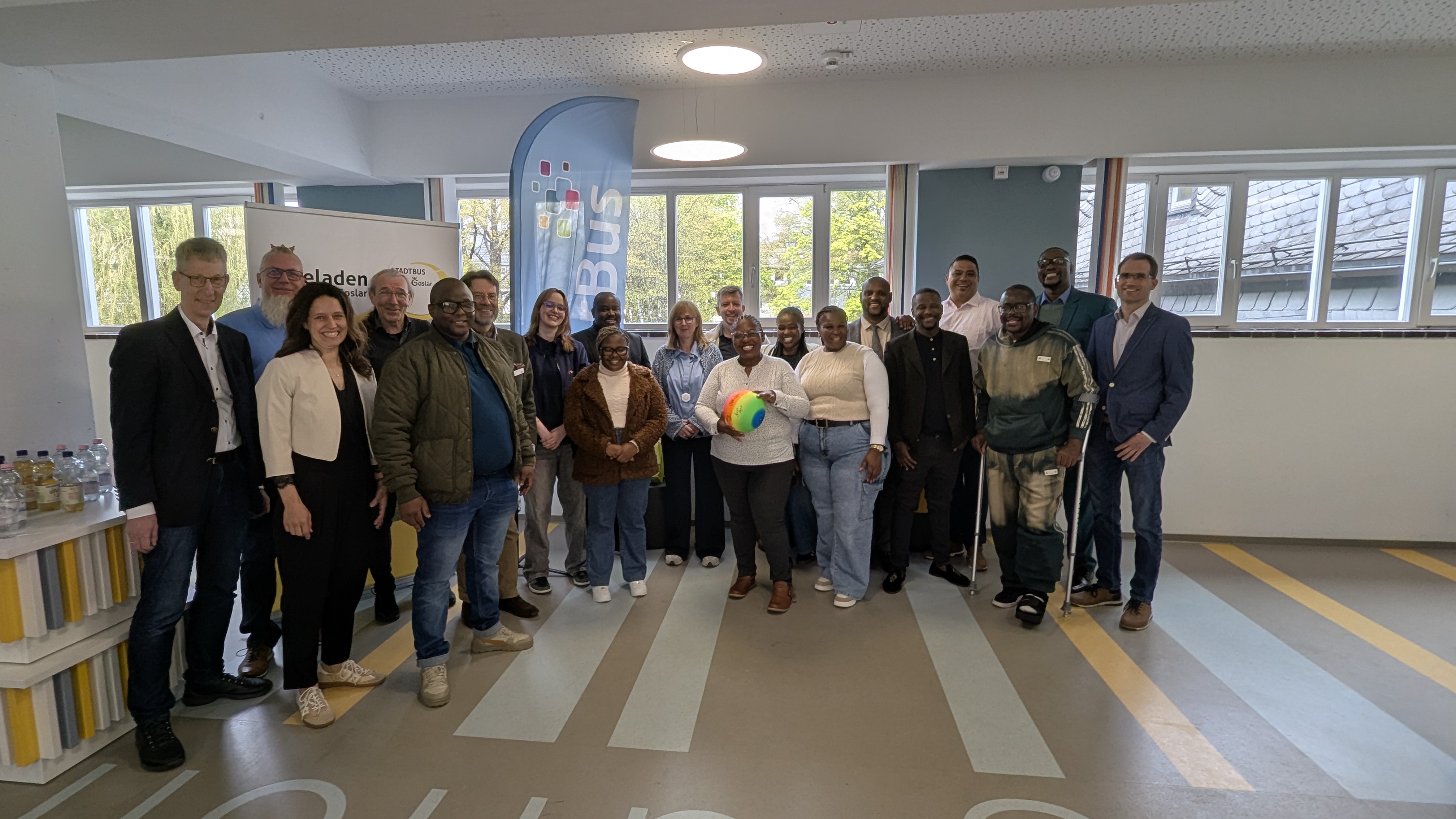 PXL 20260424 104723704